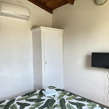 Verter Home B&B Bed & Breakfast Ovile la Marina